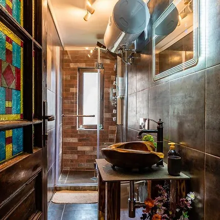 Art Evmolpias Near Stadium Пловдив