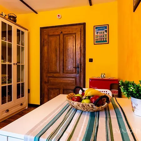 Art Evmolpias Near Stadium Apartment Plovdiv