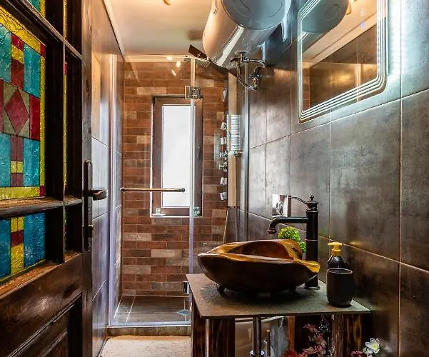 Art Evmolpias Near Stadium Plovdiv