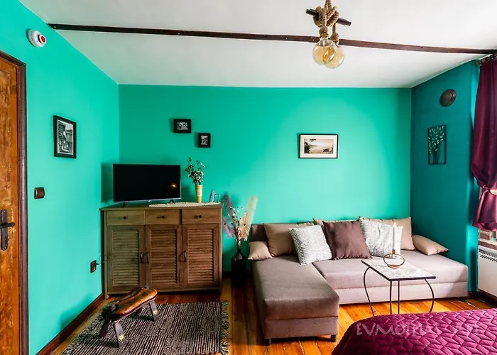 Art Evmolpias Near Stadium Пловдив